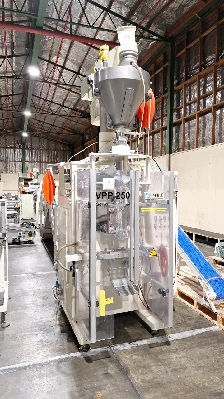 4-12025-12-18 12-28-44.jpg